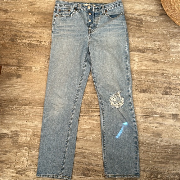 Levi’s Wedgie Straight Jeans - Picture 3 of 4
